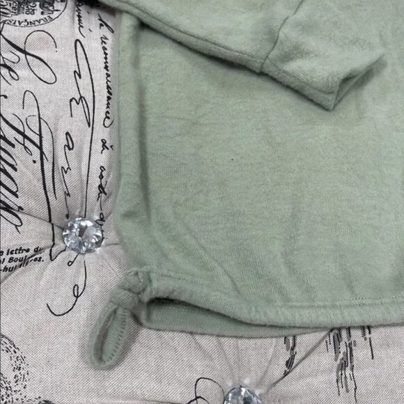 Poof New York Long Sleeve Top - Picture 5 of 9